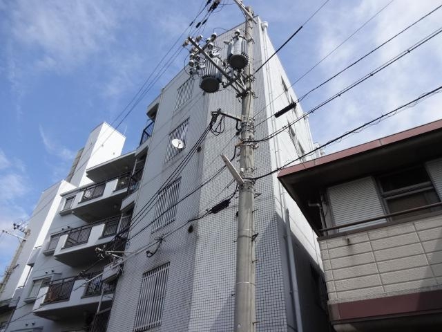 深江本町マンションの外観