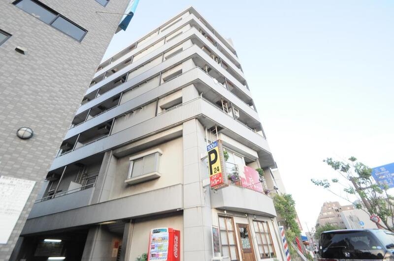 リバティー壱番館の外観