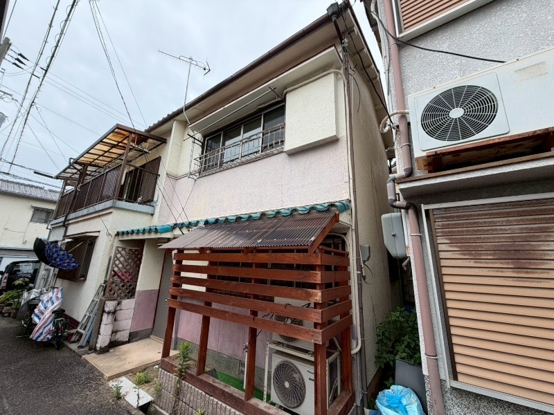 東藤江貸家の外観