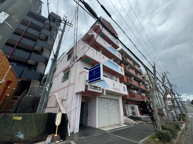 ウェルネスコートコスモスの外観