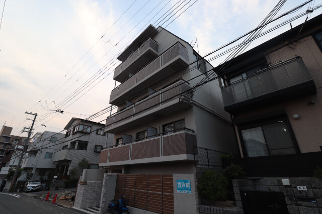 コンフォート岡本の外観
