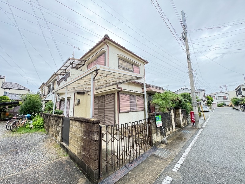 持子貸家の外観