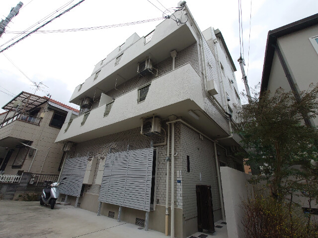 奥野ハイツの外観