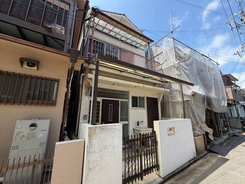 明石市林2丁目貸家の外観