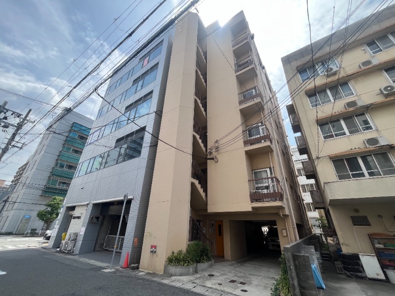 吉中ビルの外観