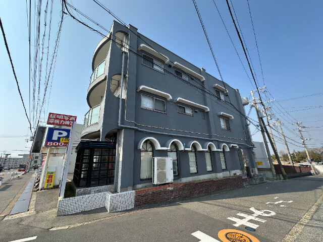 ドエル・めぐみの外観