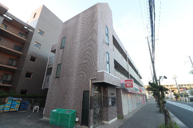 エルドラド甲東園の外観