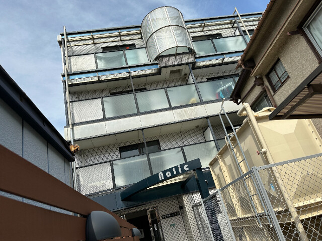 グランドール今津の外観