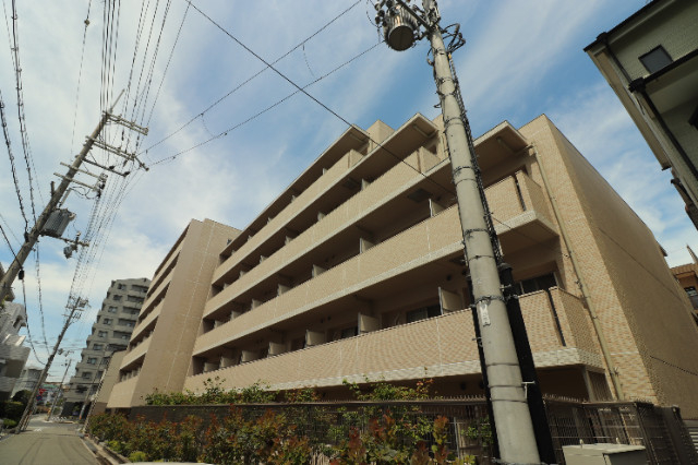 エル・セレーノ石屋川の外観