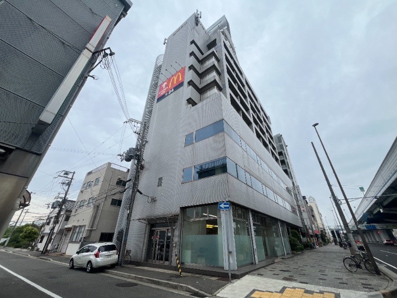 コーポサンルーツⅡの外観