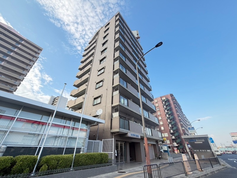 サンプラザ三宮70の外観