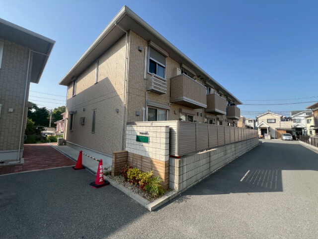 サワーフローラC棟の外観