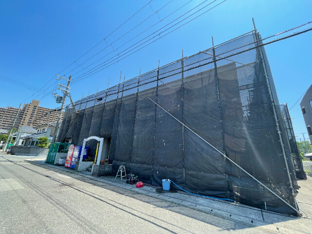 クローバー富士6号館の外観
