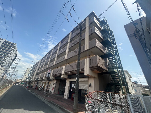ネオダイキョー塚口の外観