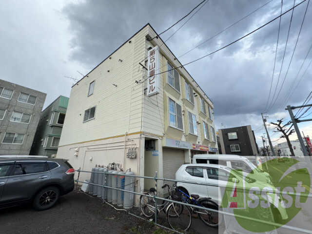 第５山重ビルの外観