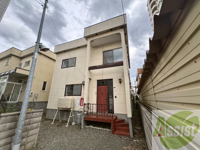 北4条西30丁目戸建の外観