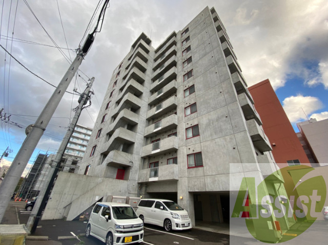 グランカーサ南11条の外観