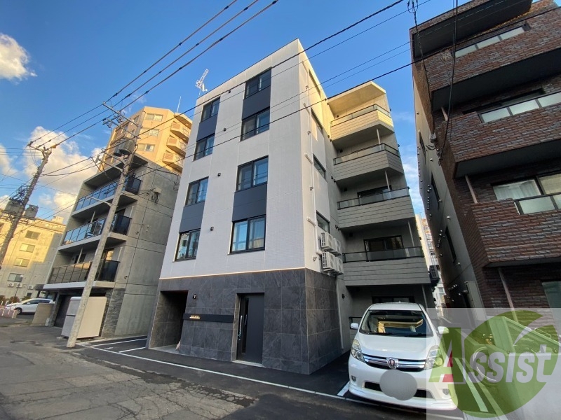 INFINITY南8条の外観
