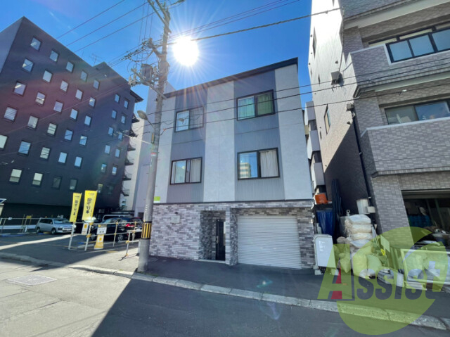 グランソレイユ南1条の外観