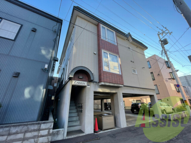 ローレルの外観