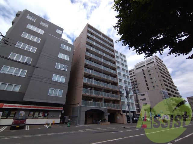 クレール北10条の外観