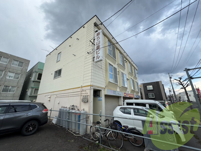 第５山重ビルの外観