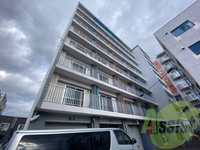 内山マンションの外観