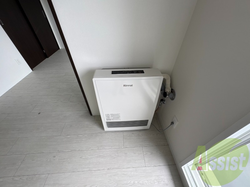 暖房です。冬場の寒い日でも安心ですね~ 暖房です。冬場の寒い日でも安心ですね~