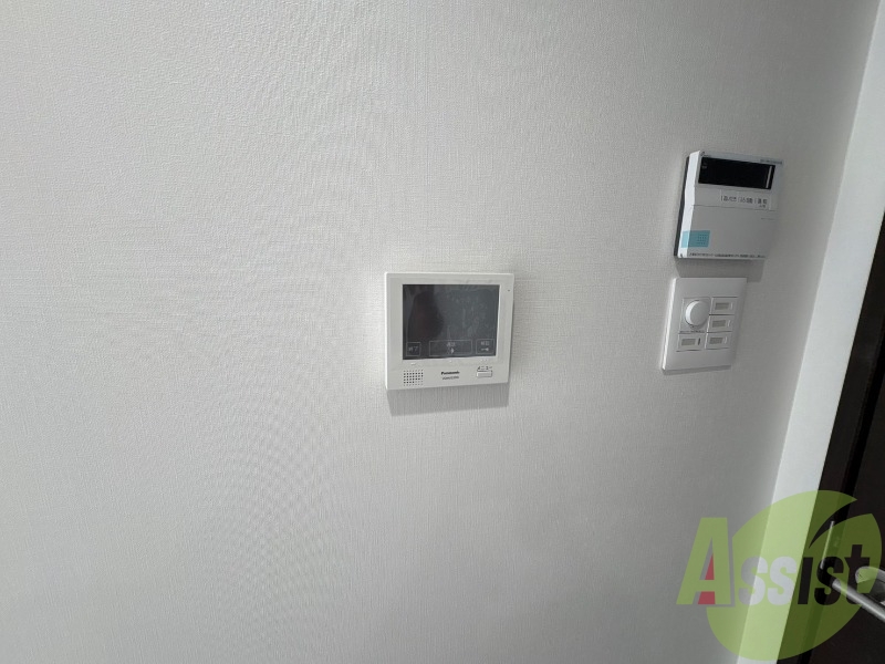 TVモニター付インターホンです。来客者の顔が見えるので安心! TVモニター付インターホンです。来客者の顔が見えるので安心!