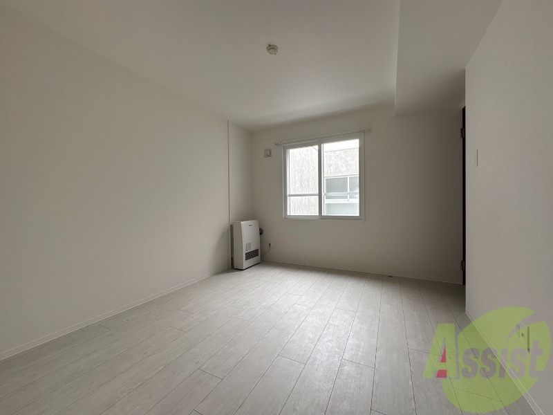 寝室です。部屋をどう使うかはあなた次第です! 寝室です。部屋をどう使うかはあなた次第です!