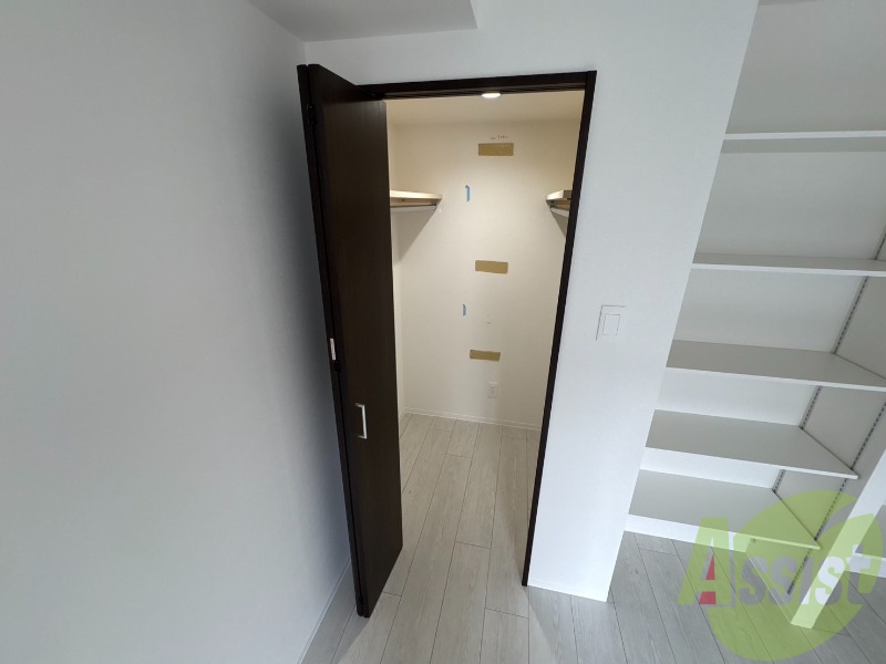 収納もバッチリあるのでお部屋が片付きますよ! 収納もバッチリあるのでお部屋が片付きますよ!