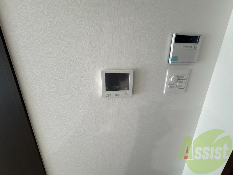 TVモニター付インターホンです。来客者の顔が見えるので安心! TVモニター付インターホンです。来客者の顔が見えるので安心!