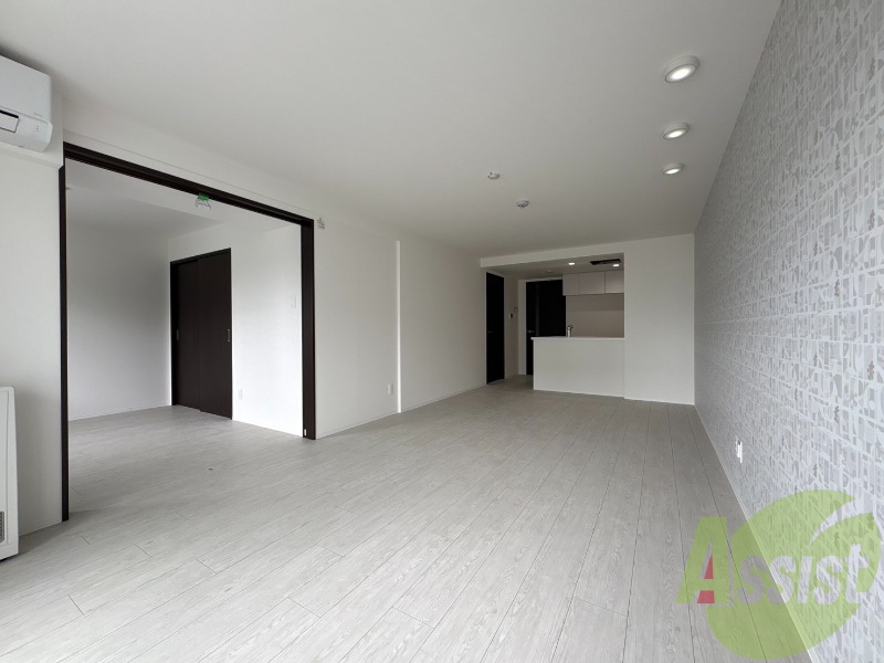 白を基調とした明るい印象のお部屋になっています! 白を基調とした明るい印象のお部屋になっています!