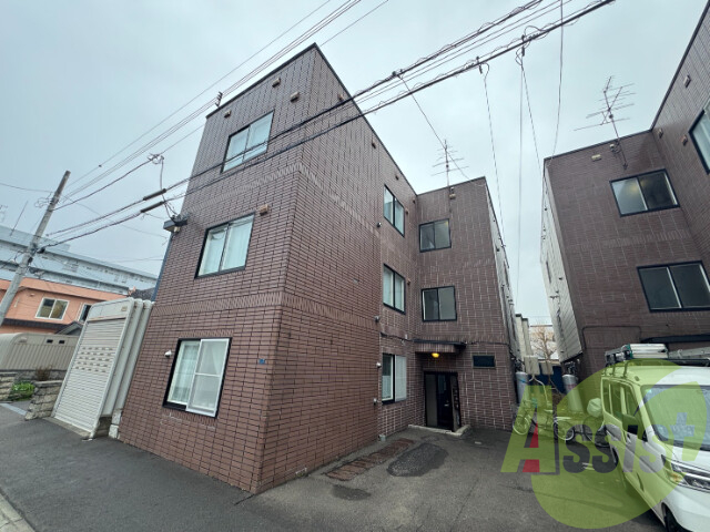 シャネル栄町弐番館の外観