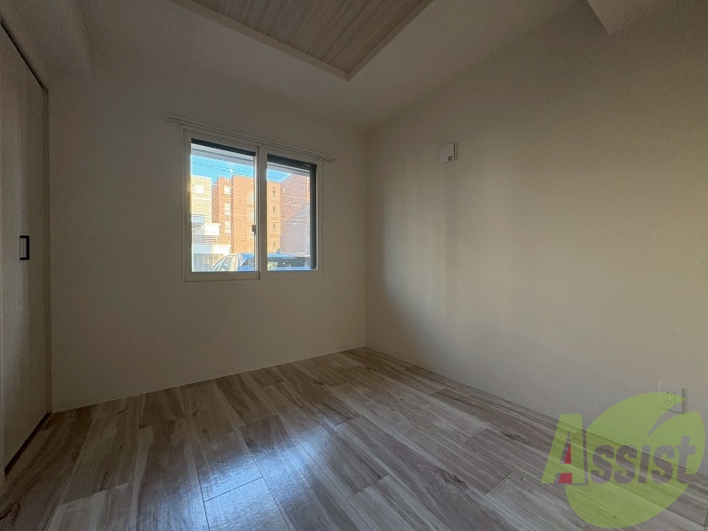 寝室です。部屋をどう使うかはあなた次第です! 寝室です。部屋をどう使うかはあなた次第です!