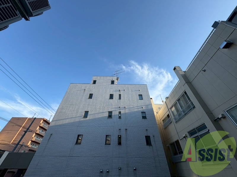 眺望です。建物はありますが風通しは良さそうです。 眺望です。建物はありますが風通しは良さそうです。