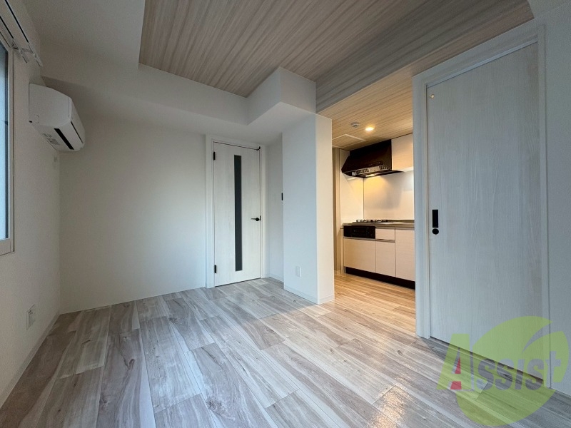 リビングを別角度から撮ってみました。家具の配置もしやすそう。 リビングを別角度から撮ってみました。家具の配置もしやすそう。