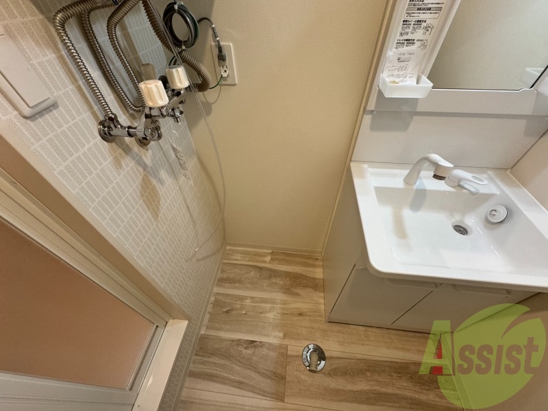 洗濯機はこちらの専用スペースに置けます! 洗濯機はこちらの専用スペースに置けます!