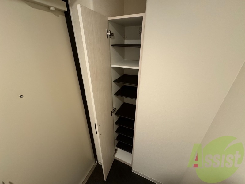 たくさん靴をしまえるシューズボックスになっていました! たくさん靴をしまえるシューズボックスになっていました!