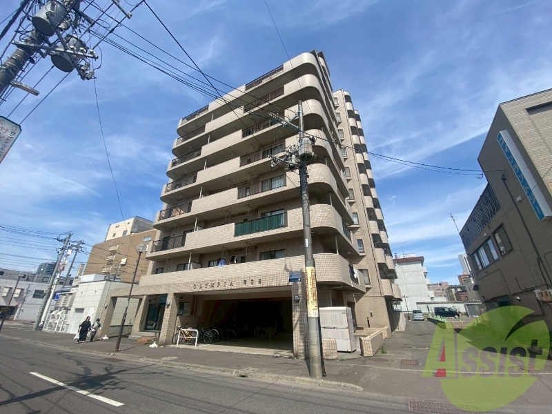 オリンピア南9条マンションの外観