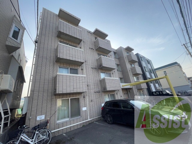 札幌市東区北十三条東１０丁目の賃貸マンションの外観