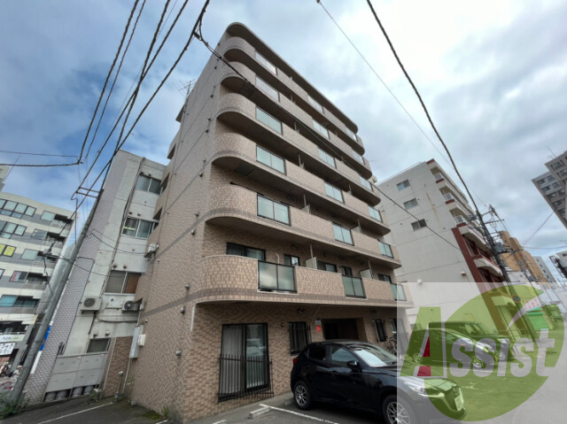 札幌市北区麻生町５丁目の賃貸マンションの外観