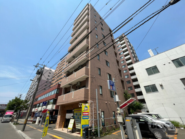 ティアラマイプラザの外観