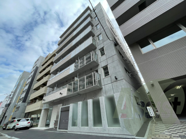 S-RESIDENCE近代美術館前の外観