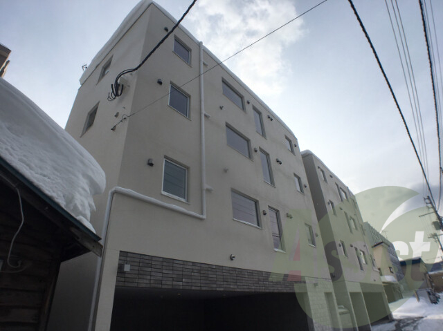 NOVA山鼻の外観