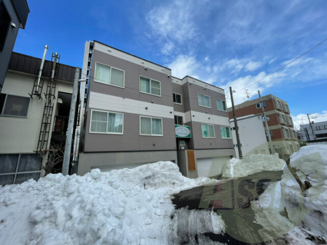 アムクレスト242-2の外観