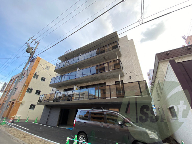 Sansevieria714の外観