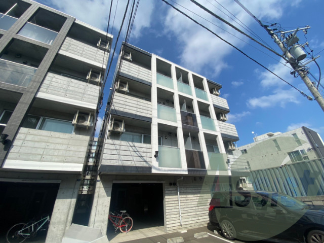 カーサ北3条の外観