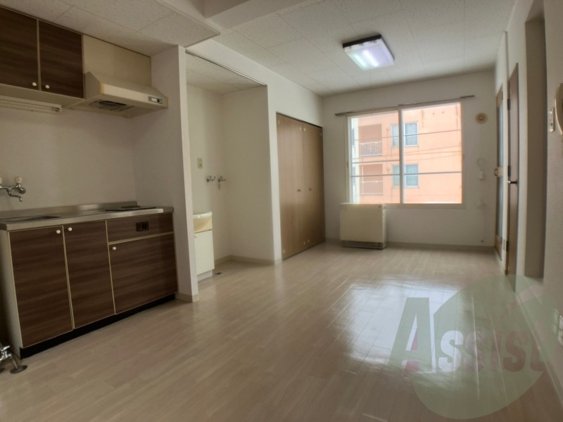 明るいお部屋は気持ちよく過ごせそうですね。 明るいお部屋は気持ちよく過ごせそうですね。