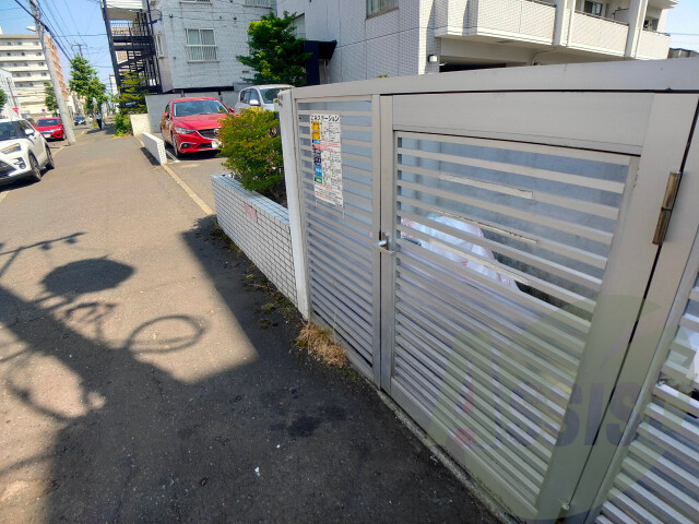 ゴミ置き場その他 ゴミ置き場その他